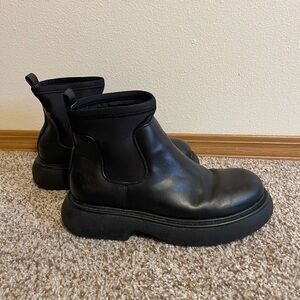 Dream Pairs Chunky Chelsea Boots